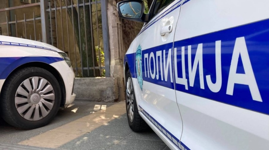 ZA JEDNU SE ODMAH UTVRDILO DA JE LAŽNA Dojave o postavljenim bombama u pet škola u Beogradu
