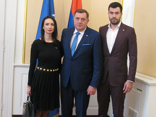 PORODICA DODIK: Stalnim pominjanjem našeg prezimena, Stanivuković želi da njegove izjave dobiju na značaju