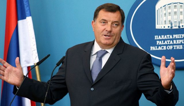 "NA SUTRAŠNJOJ SJEDNICI PREDSJEDNIŠTVA GLASAĆU PROTIV SVIH ODLUKA", najavio Dodik
