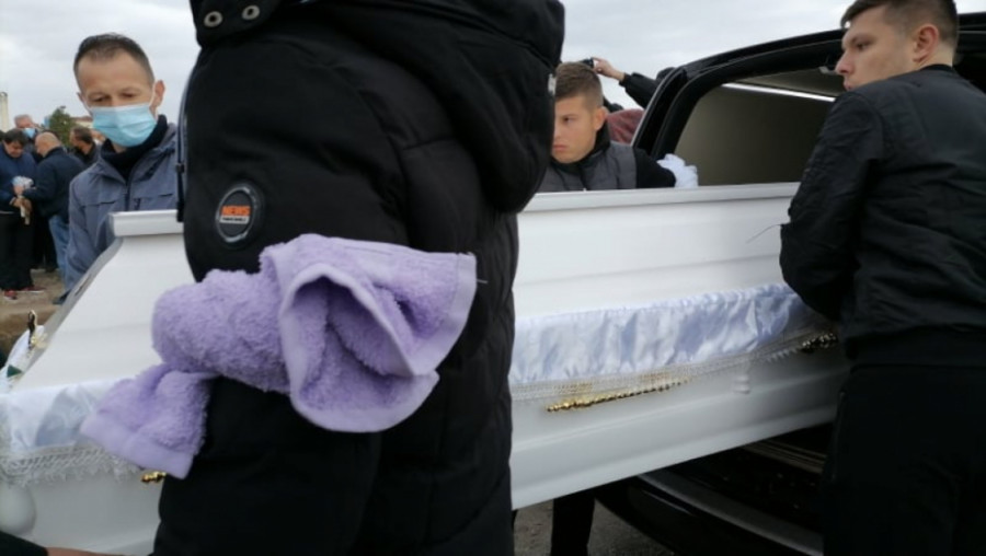 KOMŠIJE U NEVJERICI Dragan je trebalo da ode na operaciju: Novac nije u pitanju!
