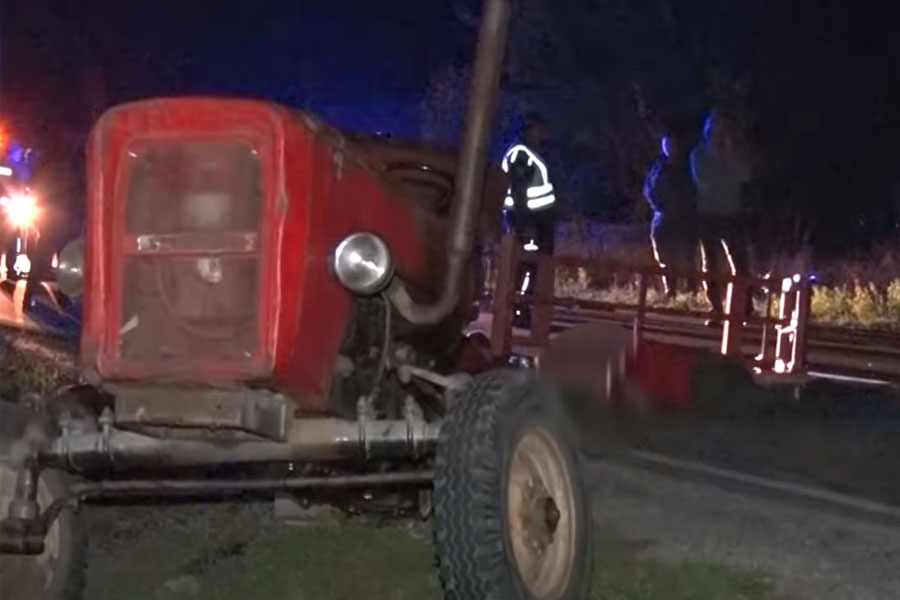 DETALJI SAOBRAĆAJNE NESREĆE KOD OBRENOVCA Automobil preticao i udario u traktor, poginula jedna osoba (VIDEO)