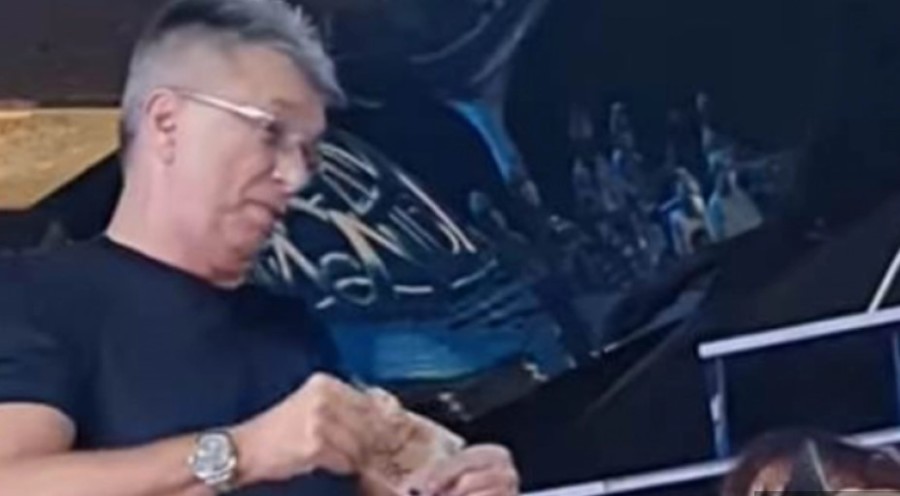 SAŠA POPOVIĆ POKAZAO SREDNJI PRST Direktor Granda otkrio kada Marija Šerifović napušta žiri, pa šokirao ponašanjem!