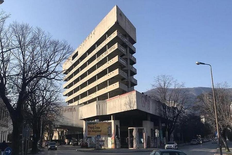 ARHITEKTA "STAKLENE BANKE" u Mostaru TUŽI VLADU FBIH