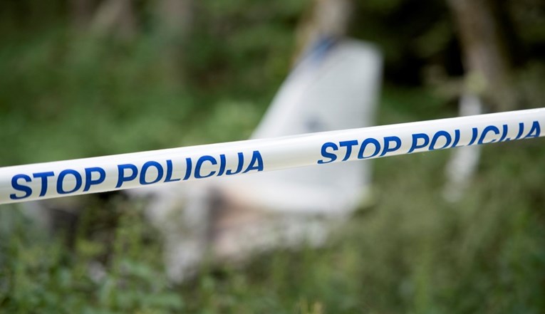 UPUĆENE PRIJETNJE SMRĆU POLITIČARIMA U SLOVENIJI Policija na nogama! U POŠILJKAMA UZNEMIRUJUĆI SADRŽAJ