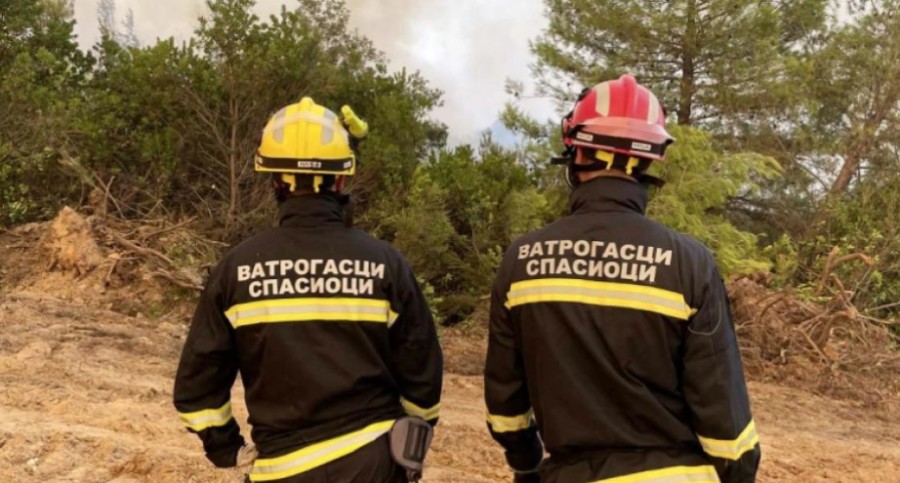 KORISTILI ALPINISTIČKU OPREMU Vatrogasci izvukli muškarca iz silosa