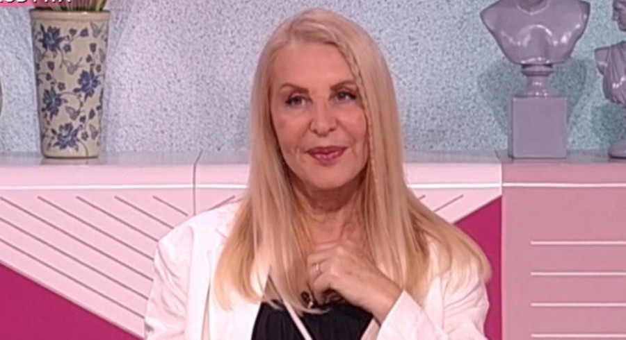 VERICA RAKOČEVIĆ POKAZALA UNUKA Elenin sin je izrastao u pravog frajera nikada se ne pojavljuje u javnosti, a jedan detalj su svi zapazili!
