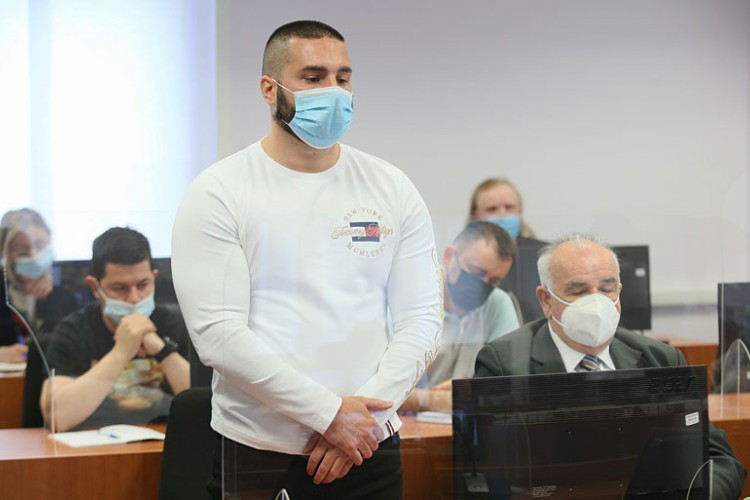 UBISTVO SLAVIŠE ĆULUMA: Svjedoci tvrde da je Šakić u vrijeme zločina bio u Sisku!
