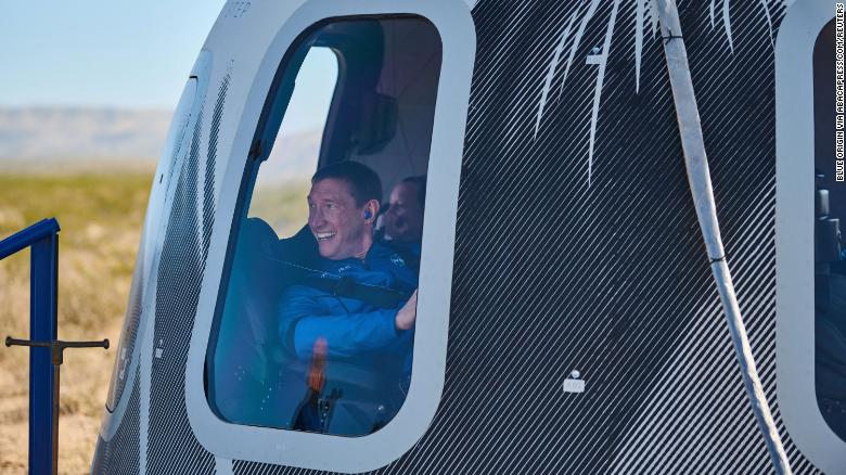 POGINUO GLEN DE VRIS. Letio u svemir, POGINUO U MALOM avionu!