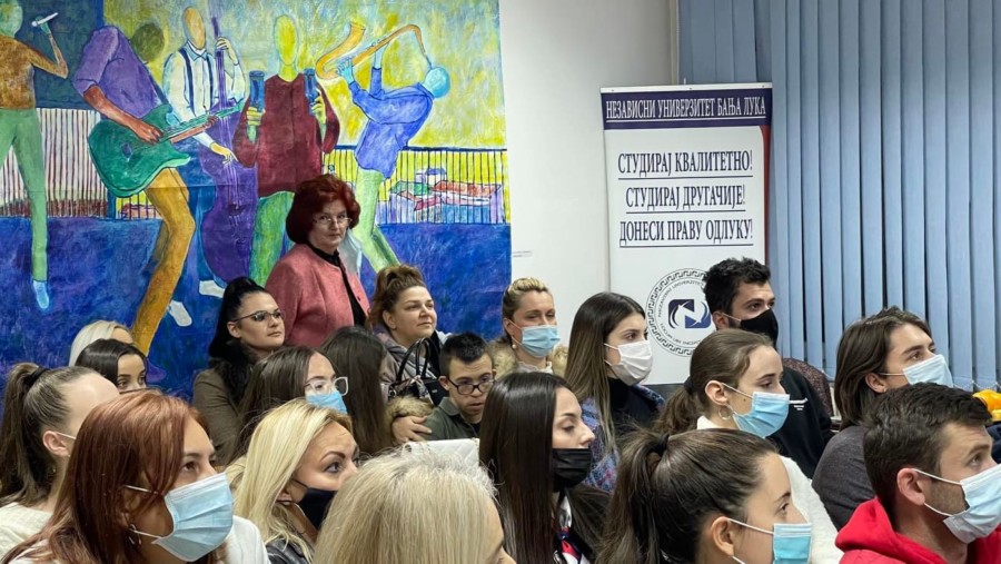 DJEČAK PAVLE JUNAK PRVOG "Otvorenog časa" NUBL-a: Sve što treba da znate o autizmu i inkluziji (VIDEO)