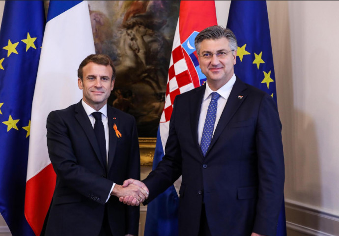 "REFORMA IZBORNOG ZAKONA JE NEOPHODNA" Makron se u toku posjete Hrvatskoj dotakao i BiH