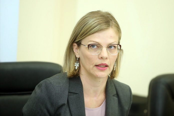 DA LI RS UVODI NOVE KOVID MJERE? AĆIMOVIĆ: Razmišljamo o uvođenju pravila "VAKCINISAN, TESTIRAN, PREBOLOVAO"