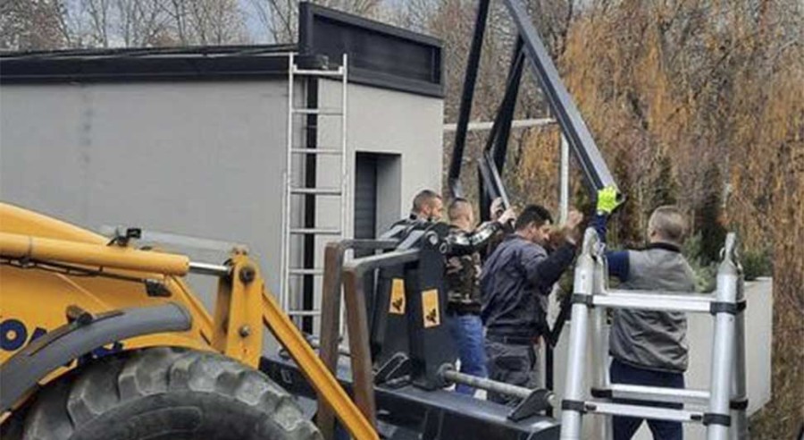 RUŠENJE "KAJAK TERASE" ODLUKA INVESTITORA da se ne bi skupljali politički poeni na tome! Oglasio se ADVOKAT porodice Radišić