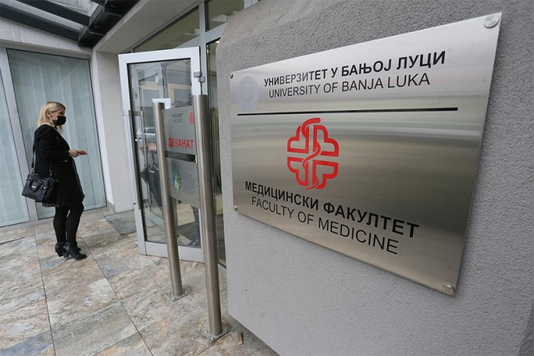STUDENTI MEDICINE u Banjaluci na praksu mogu samo uz tri uslova