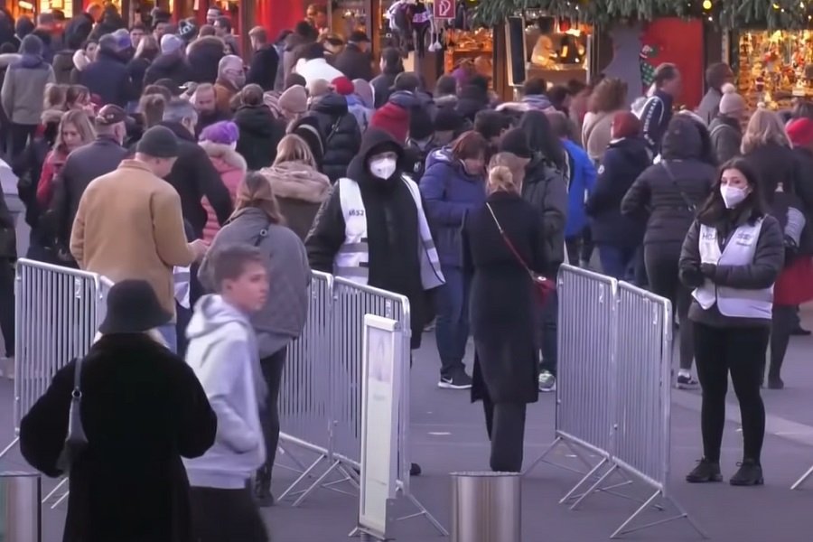 TOTALNI KOLAPS BEČA! Stanovništvo u histeriji! (VIDEO)