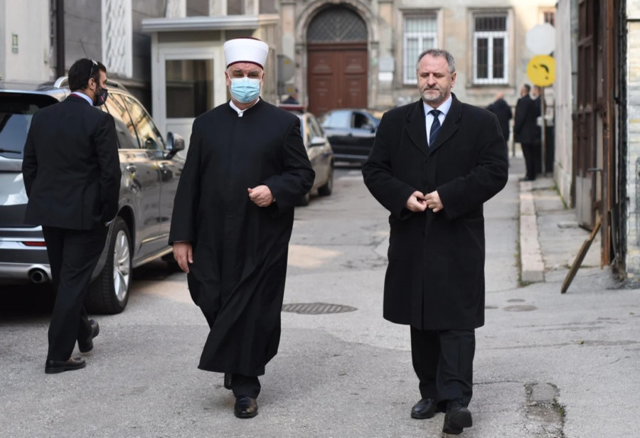 U AMERIČKU REZIDENCIJU stigli reis Kavazović, nadbiskup Vukšić i Finci