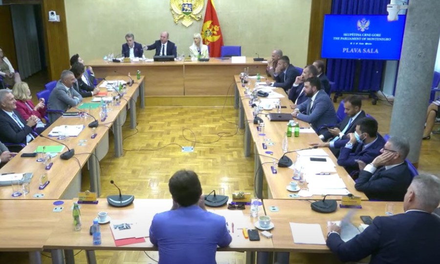 BRĐANIN I VUKŠIĆ PRED ODBOROM Danas nastavak saslušanja povodom događaja na Cetinju