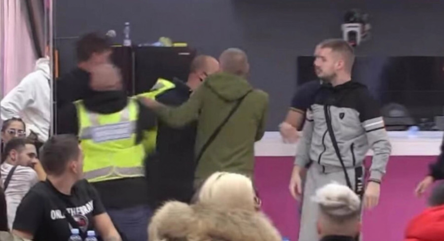 VRATI SE ODAKLE SI DOŠAO! Skandalozne Stefanove riječi naišle na veliku osudu javnosti, Dino se zaletio na cimera i napravio haos u rijalitiju!