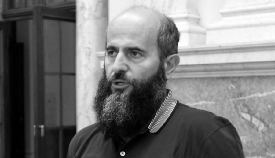 OGLASIO SE ZUKORLIĆEV SIN "Tražim halal svim ranjenim srcima koja me zovu i pišu"