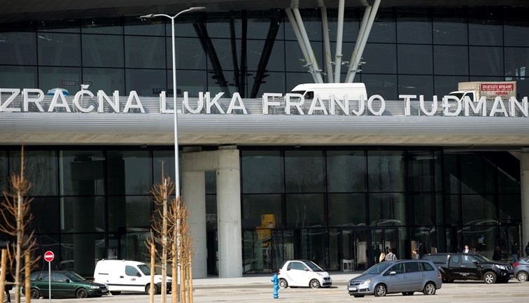 POLICIJA IZBACILA 15 PUTNIKA na avioliniji Zagreb-Brisel