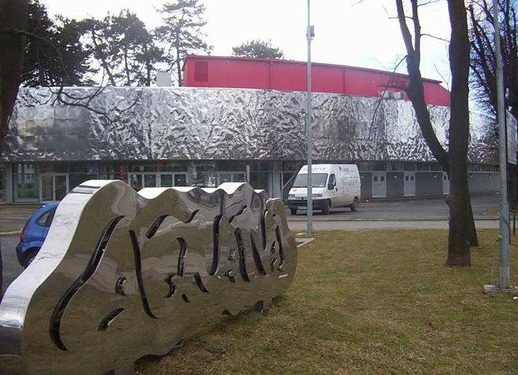 PROTEST OGORČENIH RADNIKA "AKVANE" Traže tri zarađene plate i doprinose za dvije i po godine