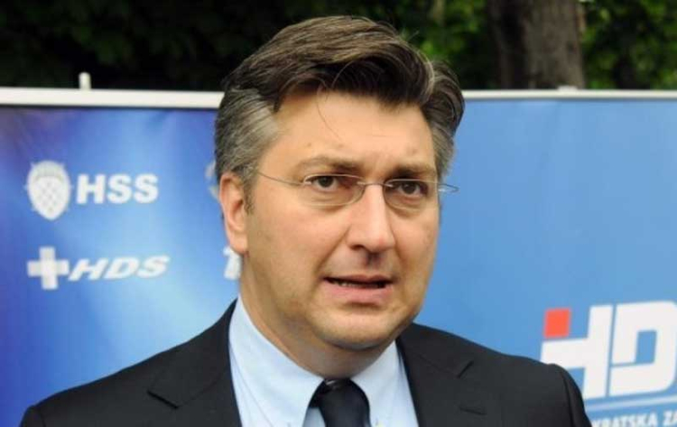 SMRT U PORODICI Plenković, premijer OTKAZAO današnje obaveze