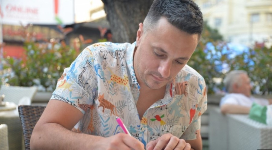 INSPIRISALA GA SVAĐA GRUA I NIKOLE ROKVIĆA! Andrija Milošević je ovako došao na ideju za ,,Pevaj brate"