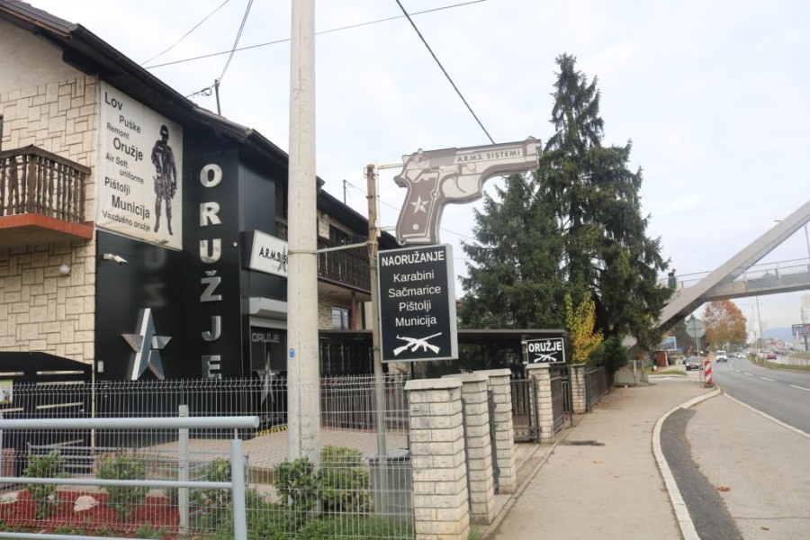 UGAŠENA TRGOVINA ORUŽJEM koja je prodala kamere Institutu za javno zdravstvo