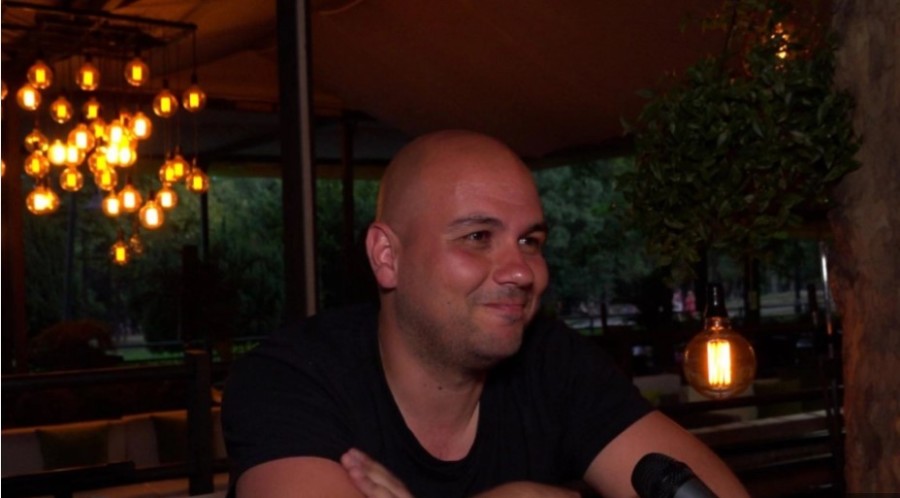 PJEVAČ ŠOKIRAO IZGLEDOM Bojan Marović smršao i presadio kosu, evo kako sada izgleda