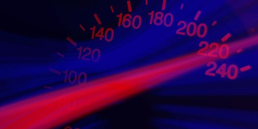 DJEVOJKA (22) PRIJAVLJENA ZBOG NASILNIČKE VOŽNJE "Audijem" vozila 240 km/h, zaustavili je presretači