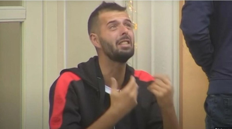 DUGUJE 150.000 EVRA! Diskvalifikovani zadrugar u velikom problemu, nema gdje da spava, otkrio i razlog zašto je pobjegao iz rijalitija!