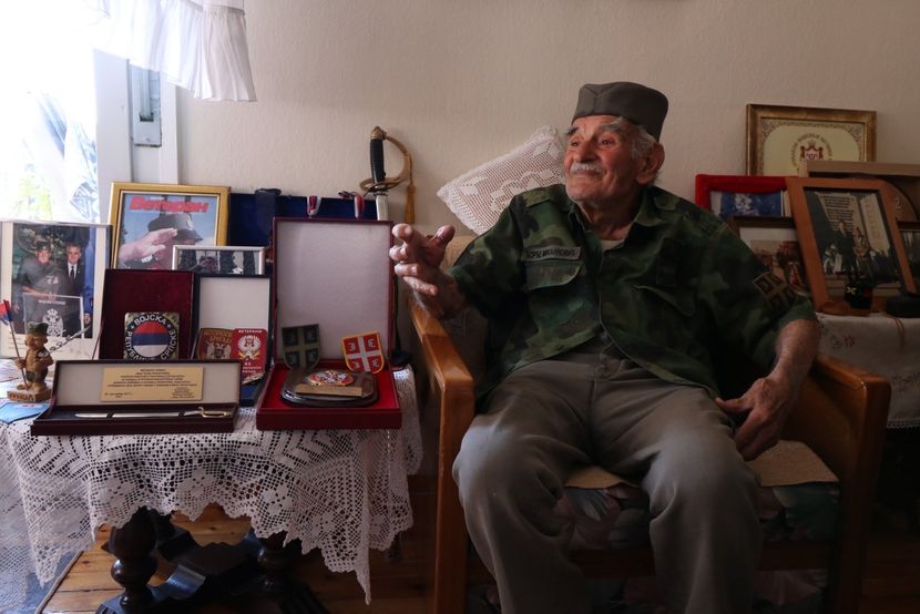 DEDA ĐORĐE SUTRA PRIMA NAGRADU "Majka Srbija": "Ovo groblje je moj život"
