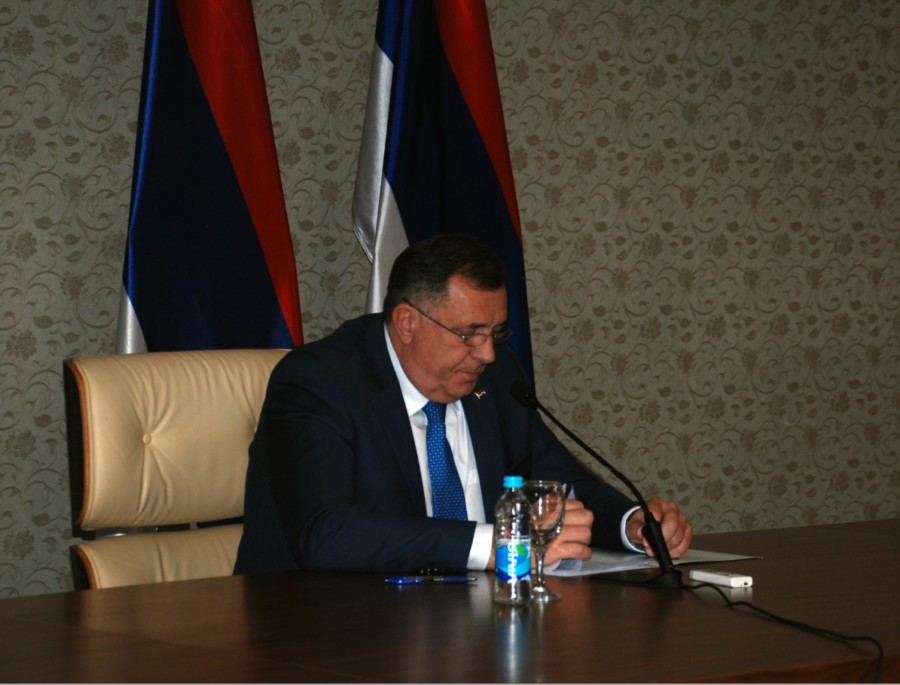DODIK: REPUBLIKA SRPSKA NASTAVLJA DA VODI živu diplomatsku aktivnost