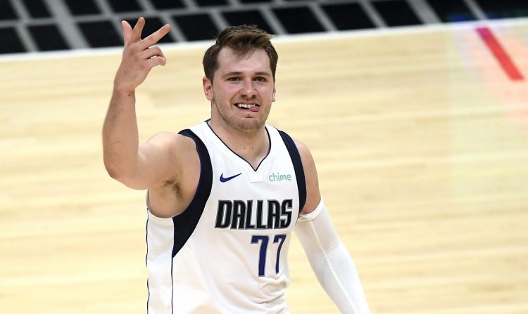 DONČIĆ PONOVO IZDOMINIRAO: Sjajna statistika košarkaša uprkos porazu Dalasa