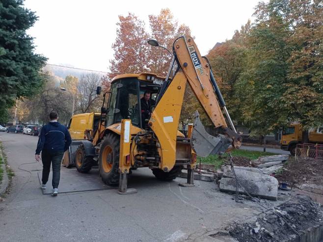 OBNOVA GRADSKOG GRIJANJA u Obilićevu (FOTO)