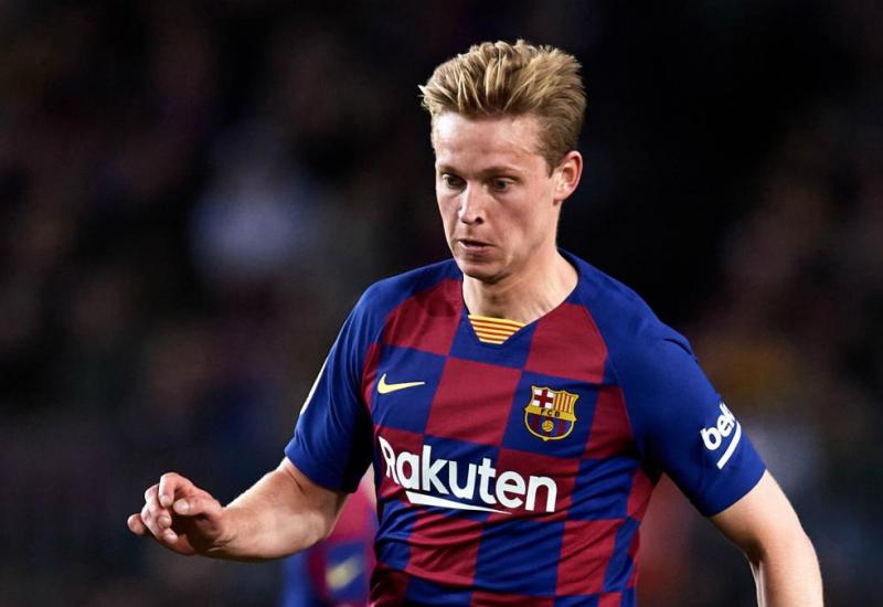 HOLANĐANIN NAPUSTIO BARSELONU De Jong stigao u PSV