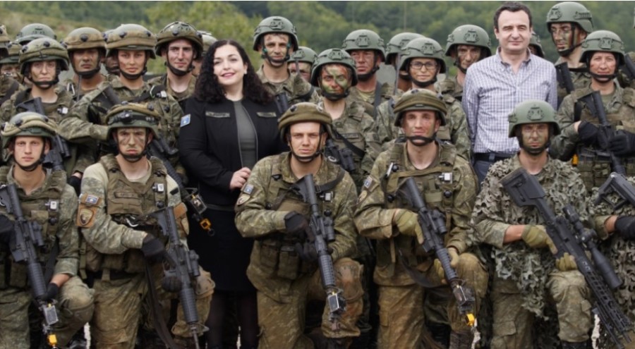 ZAPAD GURA KOSOVO U RAT SA SRBIJOM Naoružavaju lažnu državu, sprema se haos za 2025!