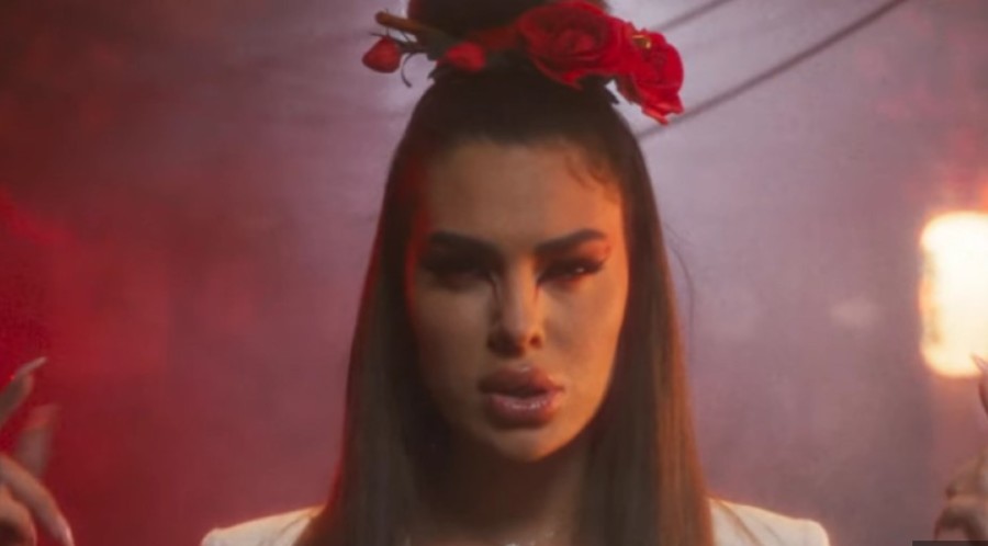 "MAMA ME JE STALNO PITALA ODAKLE MI NOVAC" Mina priznala da je sa 16 godina počela da se bavi prostitucijom