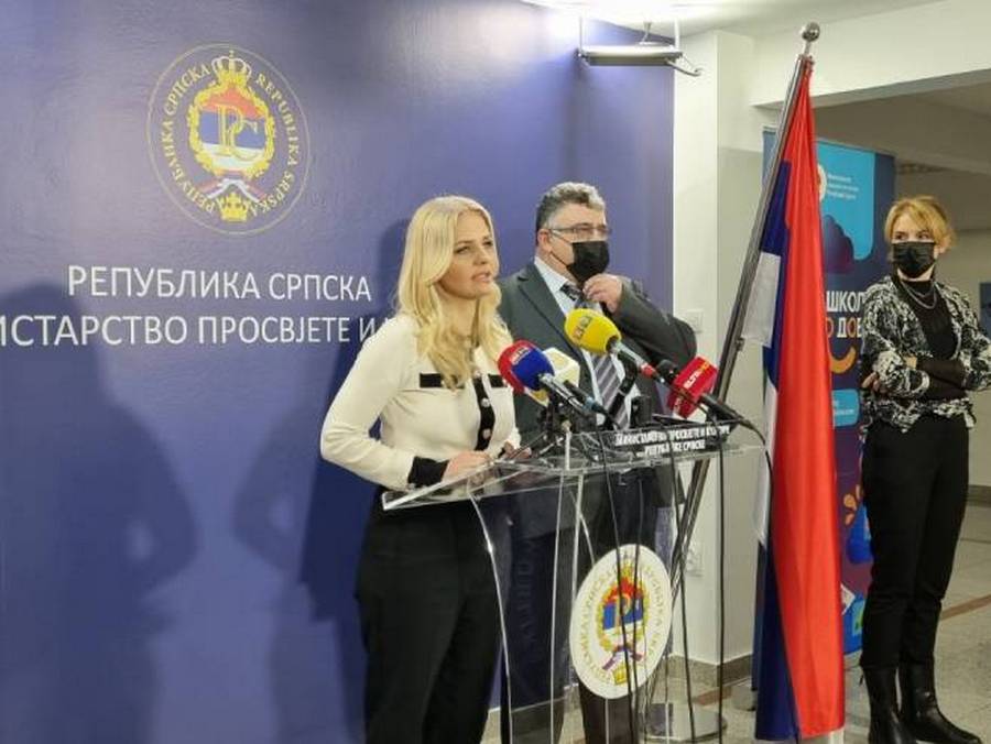 HOĆE LI PROSVJETNI RADNICI dobiti veće plate?