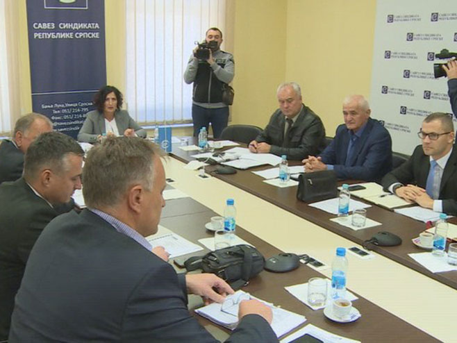 MIŠIĆEVA OTKRILA KO JE KRIV ŠTO RADNICI ODLAZE S OVIH PROSTORA: Optužila i poslodavce da se kite tuđim perjem!
