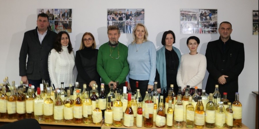 MRKONJIĆKA ŠLJIVOVICA IZVRSNOG kvaliteta i ukusa