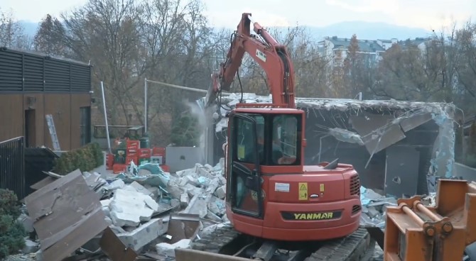 STANIVUKOVIĆ ODRŽAO DATU RIJEČ! Srušena Kajak terasa u Banjaluci (VIDEO)