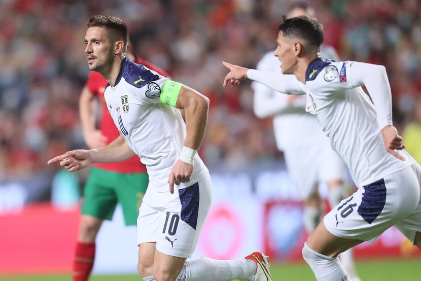 LUDNICA U LISABONU: Srbija drži čas fudbala Ronaldu i Portugalcima!