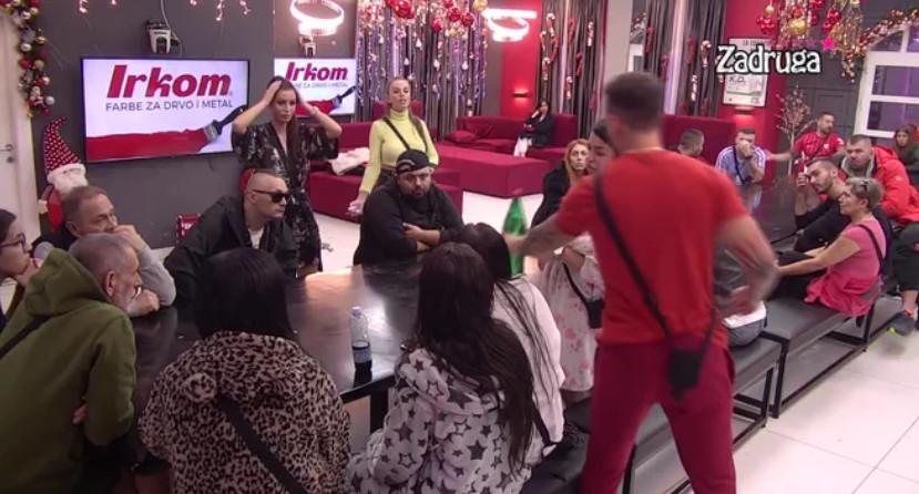 OPŠTE RASULO U ZADRUZI: Napravili haos zbog Sanjinog rođendana i nestalih poklona! (VIDEO)