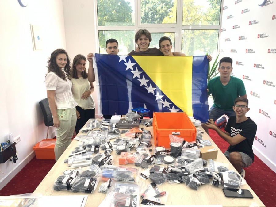 ROBOTIČARI IZ HERCEGOVINE s poda do vrha svijeta! (VIDEO)