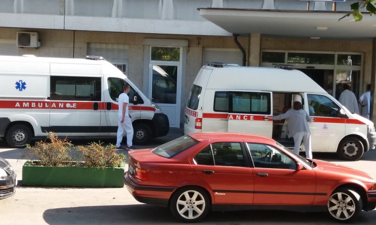OBUSTAVLJAJU SE SPECIJALISTICKI PREGLEDI U UKC-u Tuzla