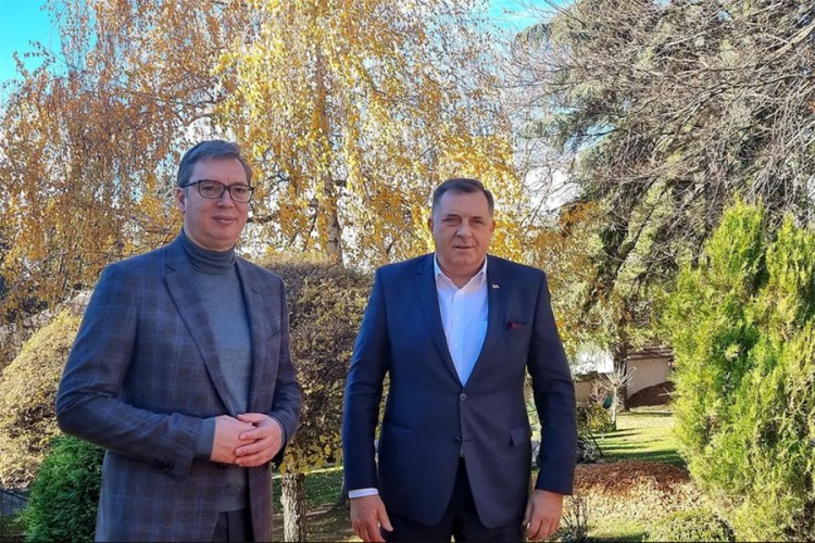 DODIK I VUČIĆ SE SASTALI U BEOGRADU: Razmatraju mnoga regionalna pitanja