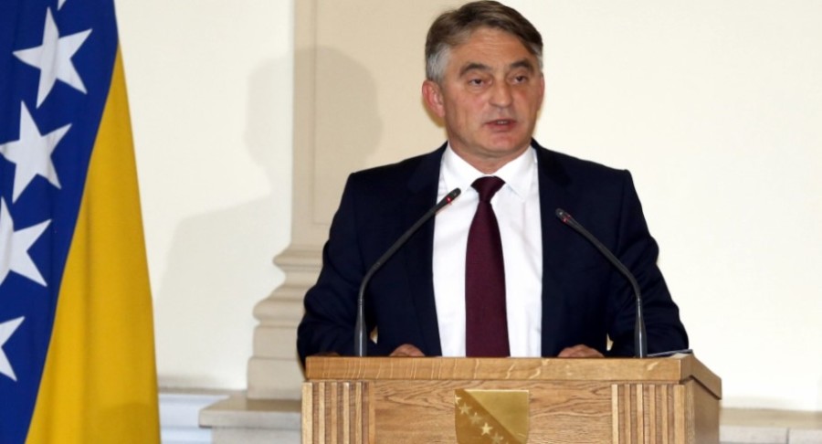ŽELJKO KOMŠIĆ SE OBRUKAO U SAD Veliki gaf poslije sastanka sa Eskobarom