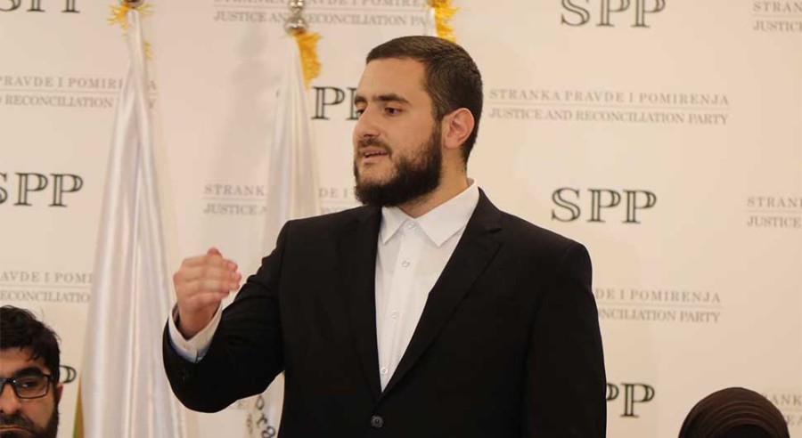 NASLIJEDIO OCA: Sin preminulog muftije Zukorlića izabran za predsjednika stranke!