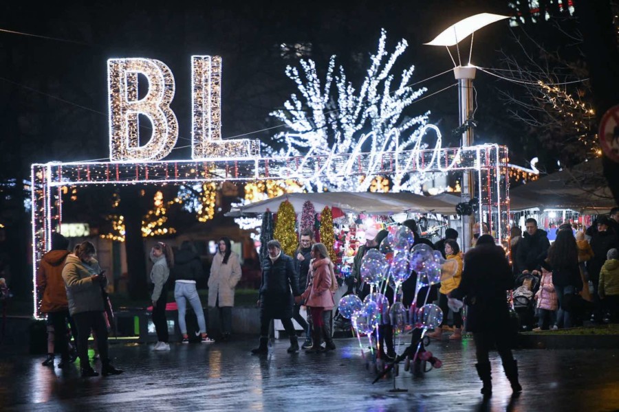 NOVOGODIŠNJA ČAROLIJA! Počela „Banjalučka zima“: Brojni sadržaji za sve sugrađane i posjetioce!