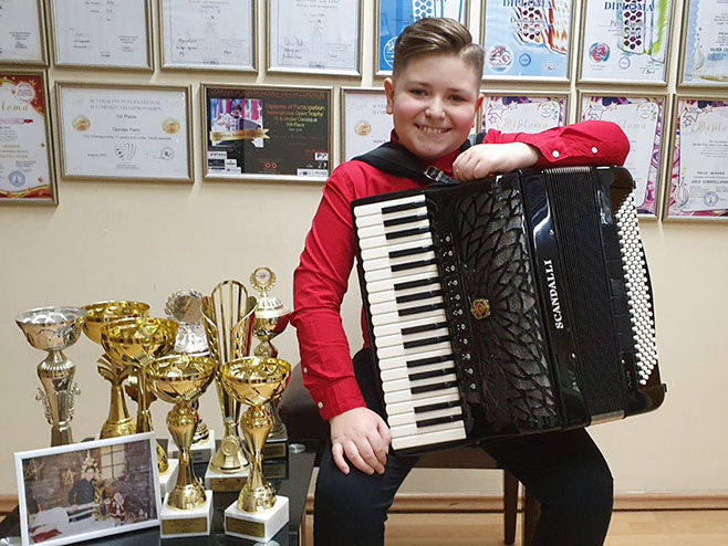 U SVOM RODNOM GRADU Prvi solistički koncert Đorđa Perića (12) u subotu u Bijeljini